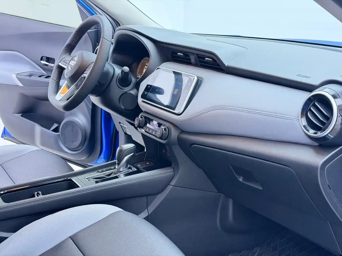 Nissan Kicks 2021 1.5L XV CVT Smart Luxury Edition — миниатюра 16