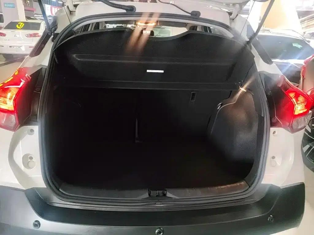 Nissan Kicks 2020 1.5L XL CVT Cool Edition — миниатюра 19