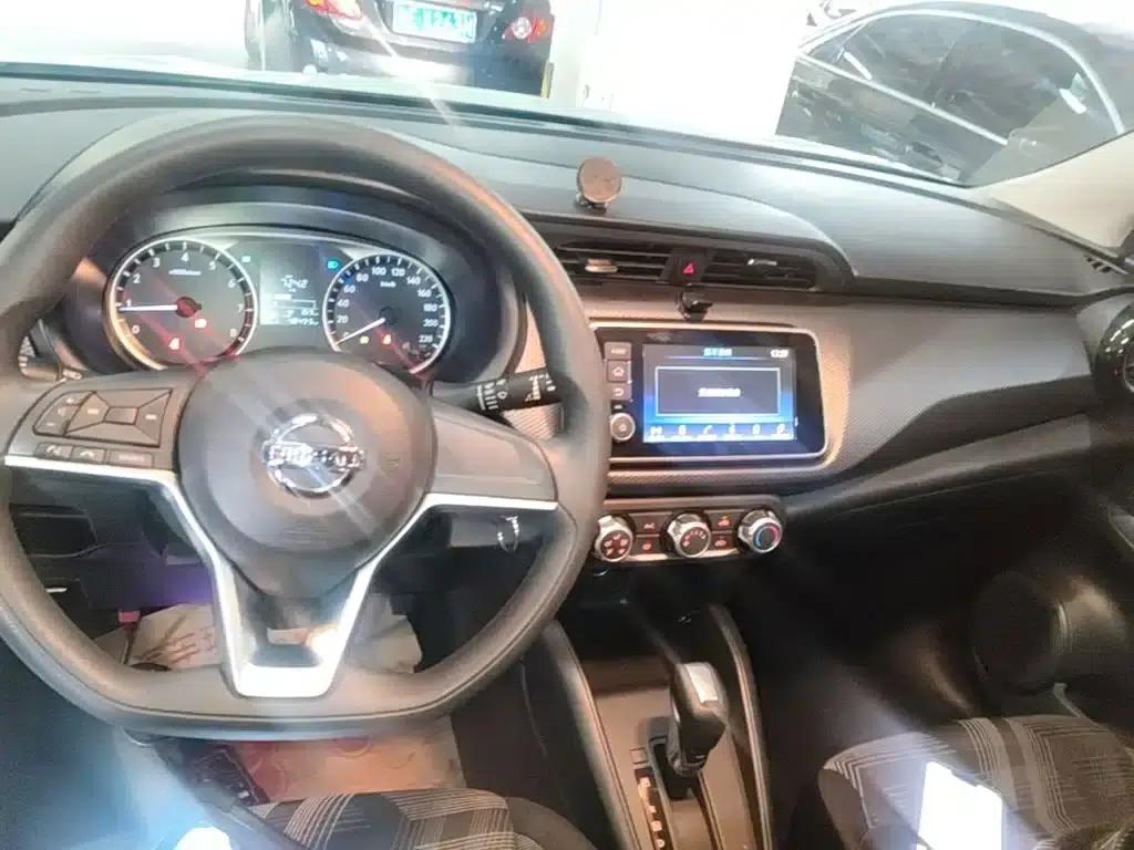 Nissan Kicks 2020 1.5L XL CVT Cool Edition — миниатюра 10