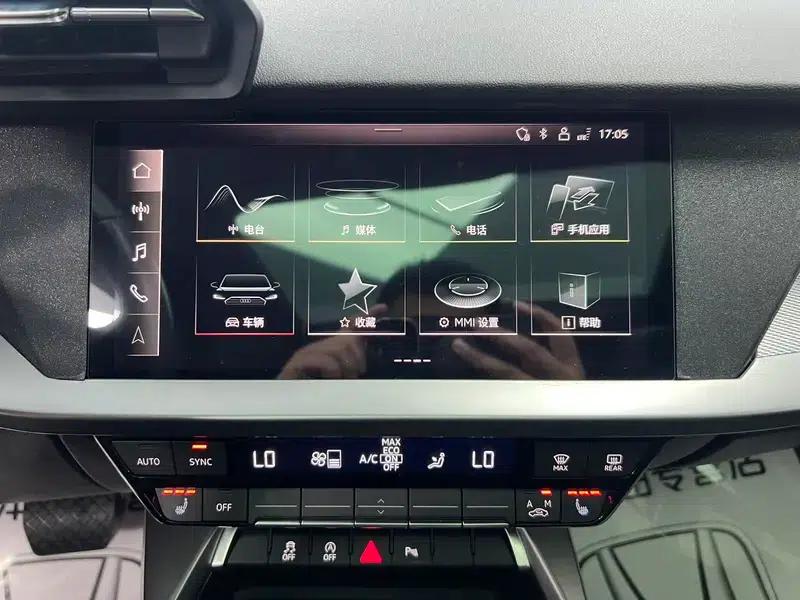 Audi A3 2023 Facelift A3L Limousine 35 TFSI Sporty Edition — миниатюра 13