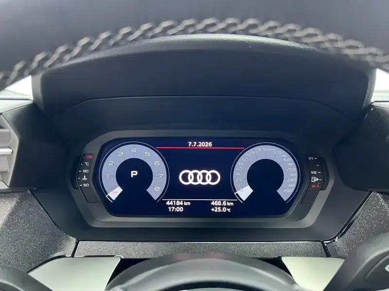 Audi A3 2023 Facelift A3L Limousine 35 TFSI Sporty Edition — миниатюра 14