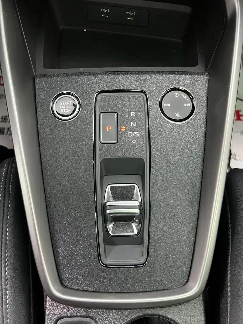 Audi A3 2023 Facelift A3L Limousine 35 TFSI Sporty Edition — миниатюра 8