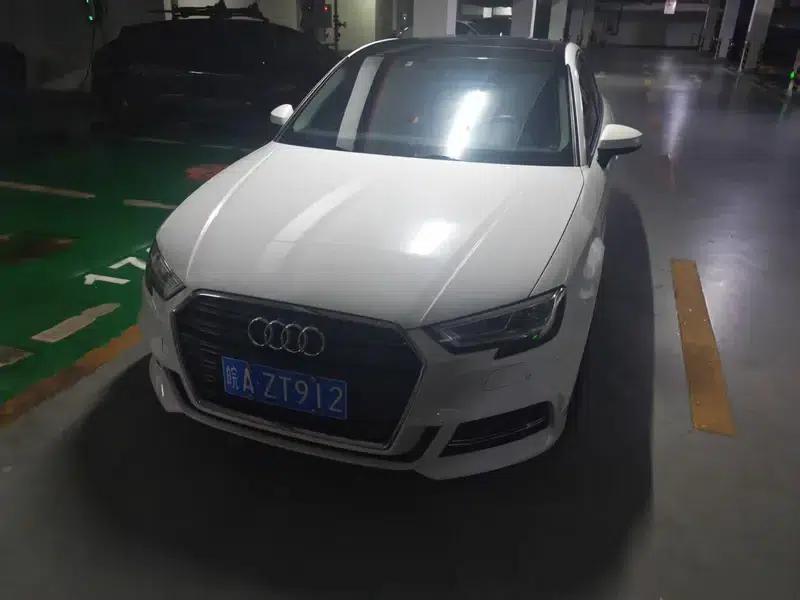 Audi A3 2018 30th Anniversary Edition Limousine 35 TFSI Sport — миниатюра 1