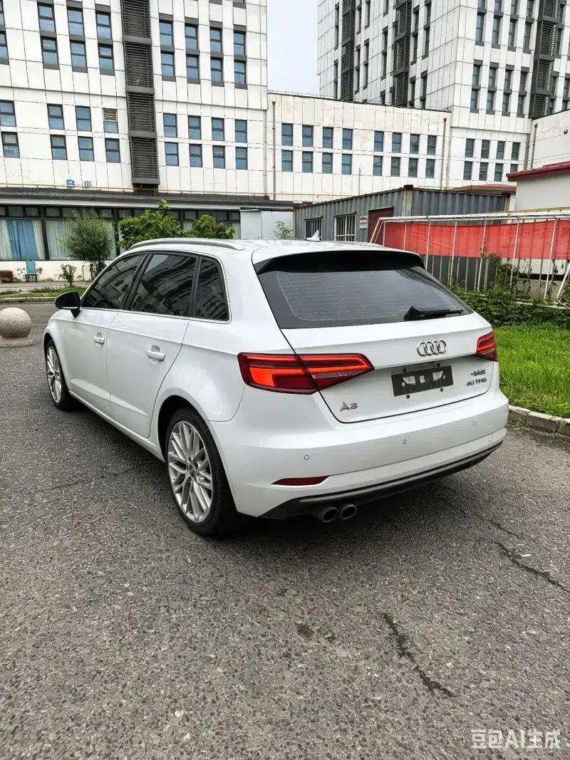 Audi A3 2018 30th Anniversary Edition Sportback 40 TFSI Fashion Model — миниатюра 4