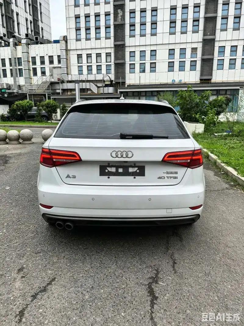 Audi A3 2018 30th Anniversary Edition Sportback 40 TFSI Fashion Model — миниатюра 5