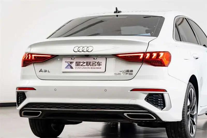 2024 Audi A3 A3L Limousine 35 TFSI Fashion Sport — миниатюра 3