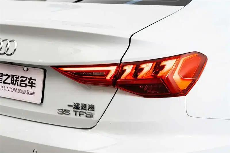 2024 Audi A3 A3L Limousine 35 TFSI Fashion Sport — миниатюра 7