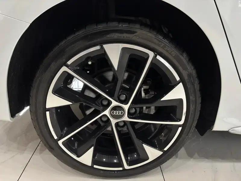 2022 Audi A3 A3L Limousine 35 TFSI Fashion Sport — миниатюра 16