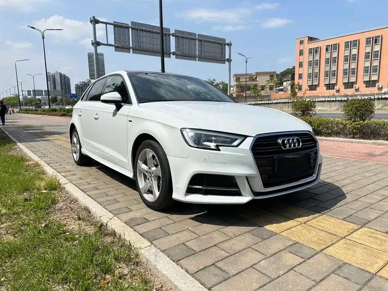 Audi A3 2018 30th Anniversary Edition Sportback 35 TFSI Fashion Model — миниатюра 3