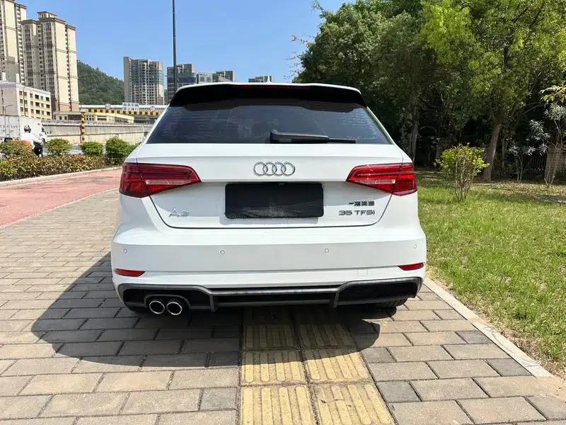 Audi A3 2018 30th Anniversary Edition Sportback 35 TFSI Fashion Model — миниатюра 5