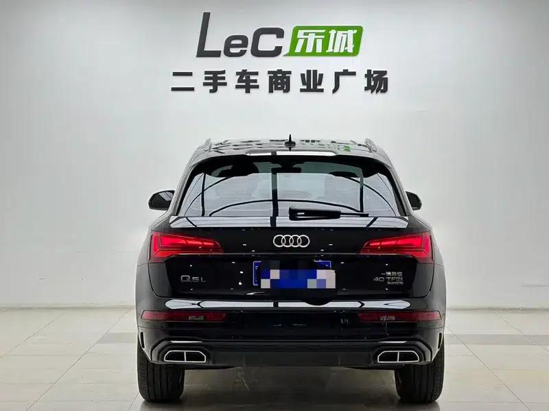 Audi Q5L 2024 40TFSI Luxury Dynamic — миниатюра 3