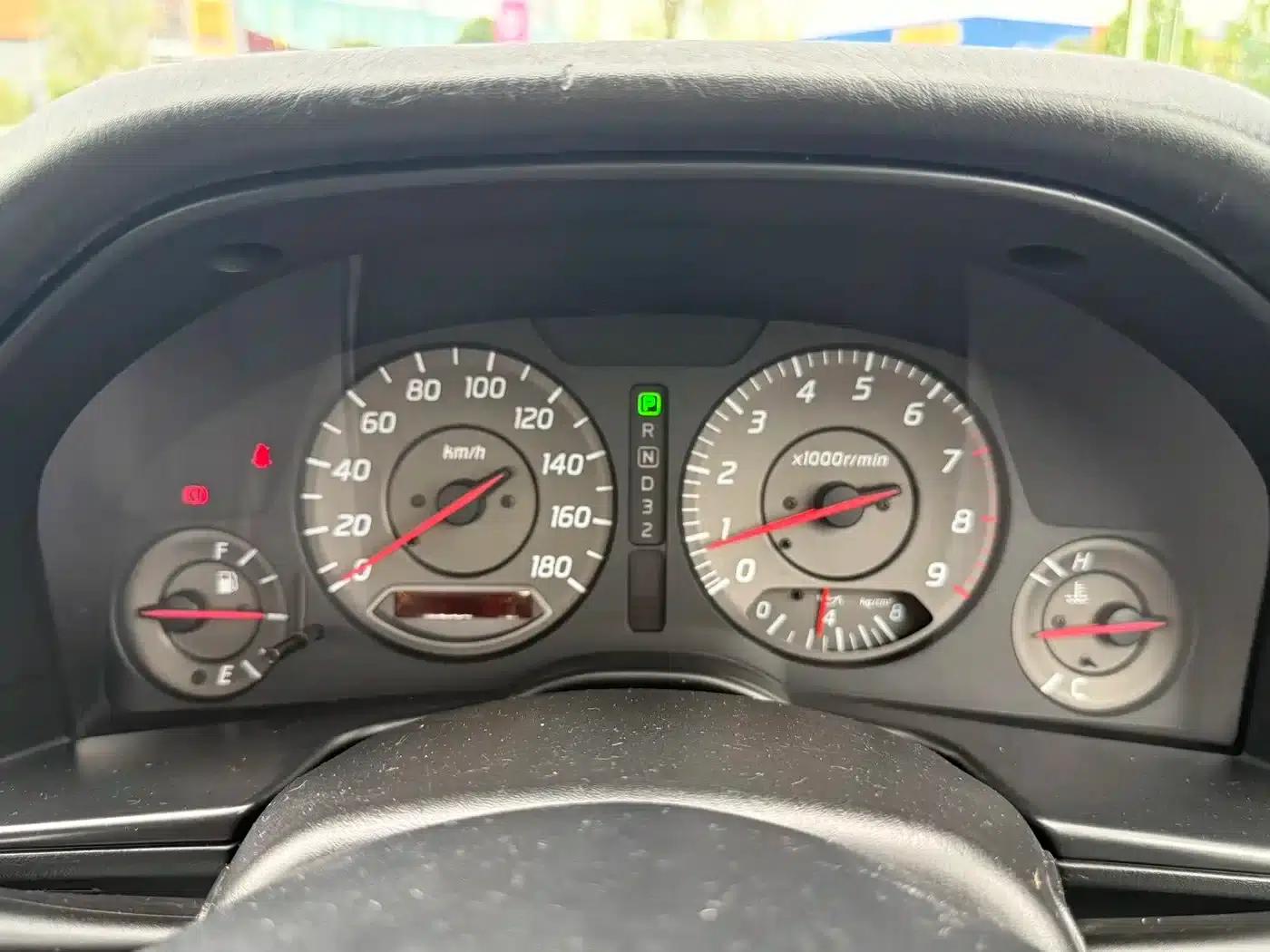 Nissan GT-R 2000 2.5L Skyline GT-R R34 — миниатюра 12