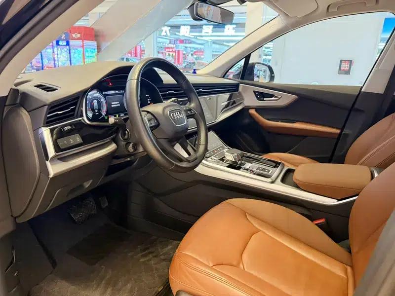 Audi Q7 2024 3.0T Automatic AWD 5-seater Parallel Import — миниатюра 9