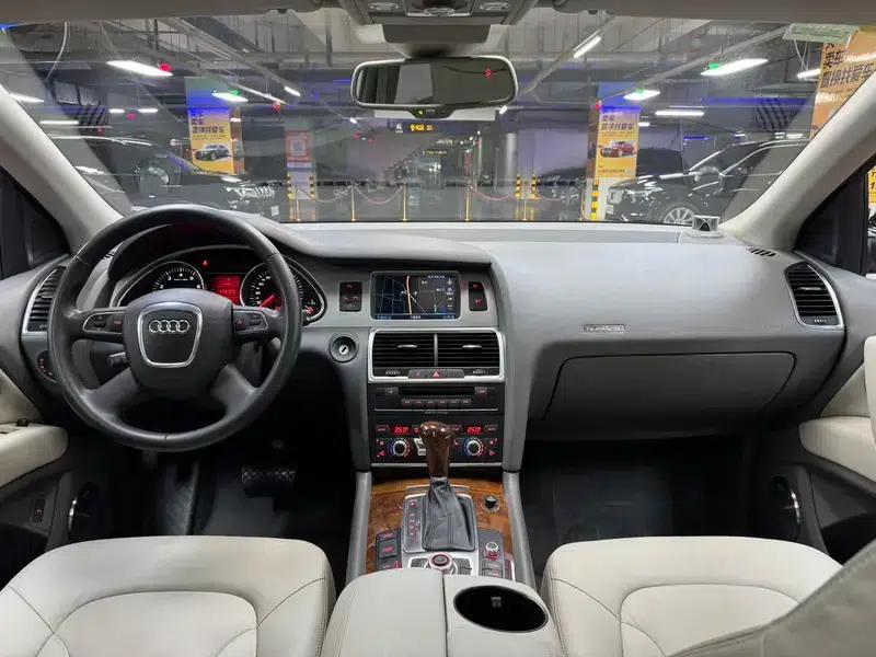 Audi Q7 2010 4.2 FSI quattro Luxury — миниатюра 28