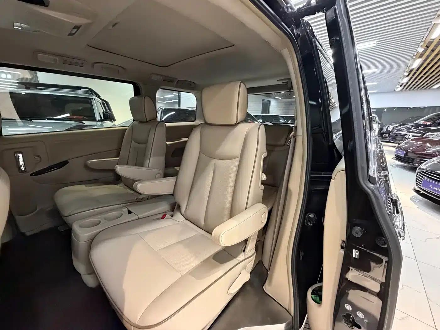 Quest 2015 3.5L SL — миниатюра 13