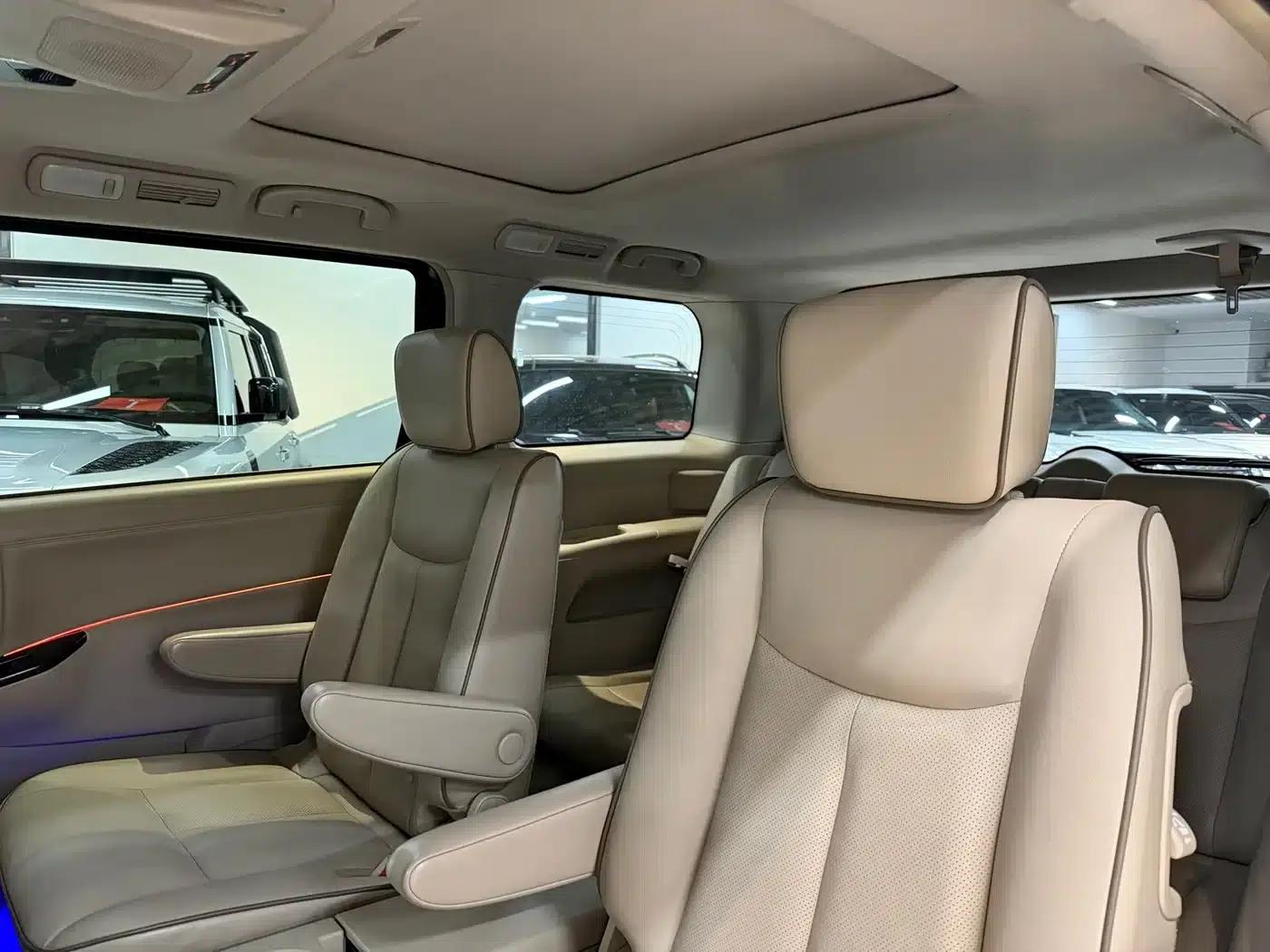 Quest 2015 3.5L SL — миниатюра 16