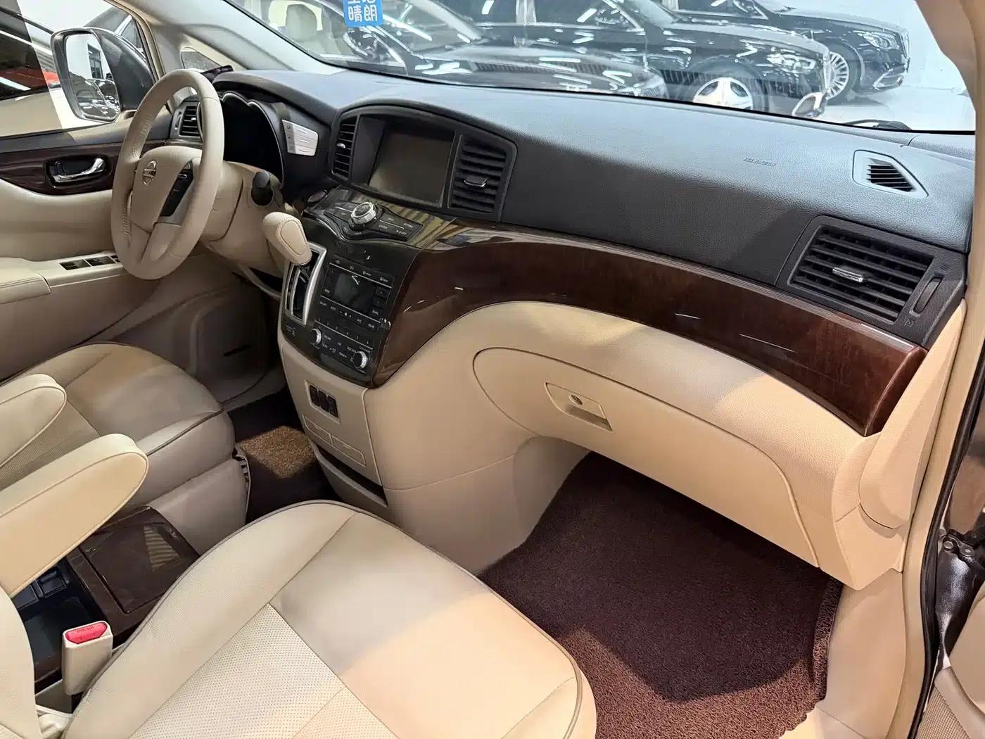 Quest 2015 3.5L SL — миниатюра 17