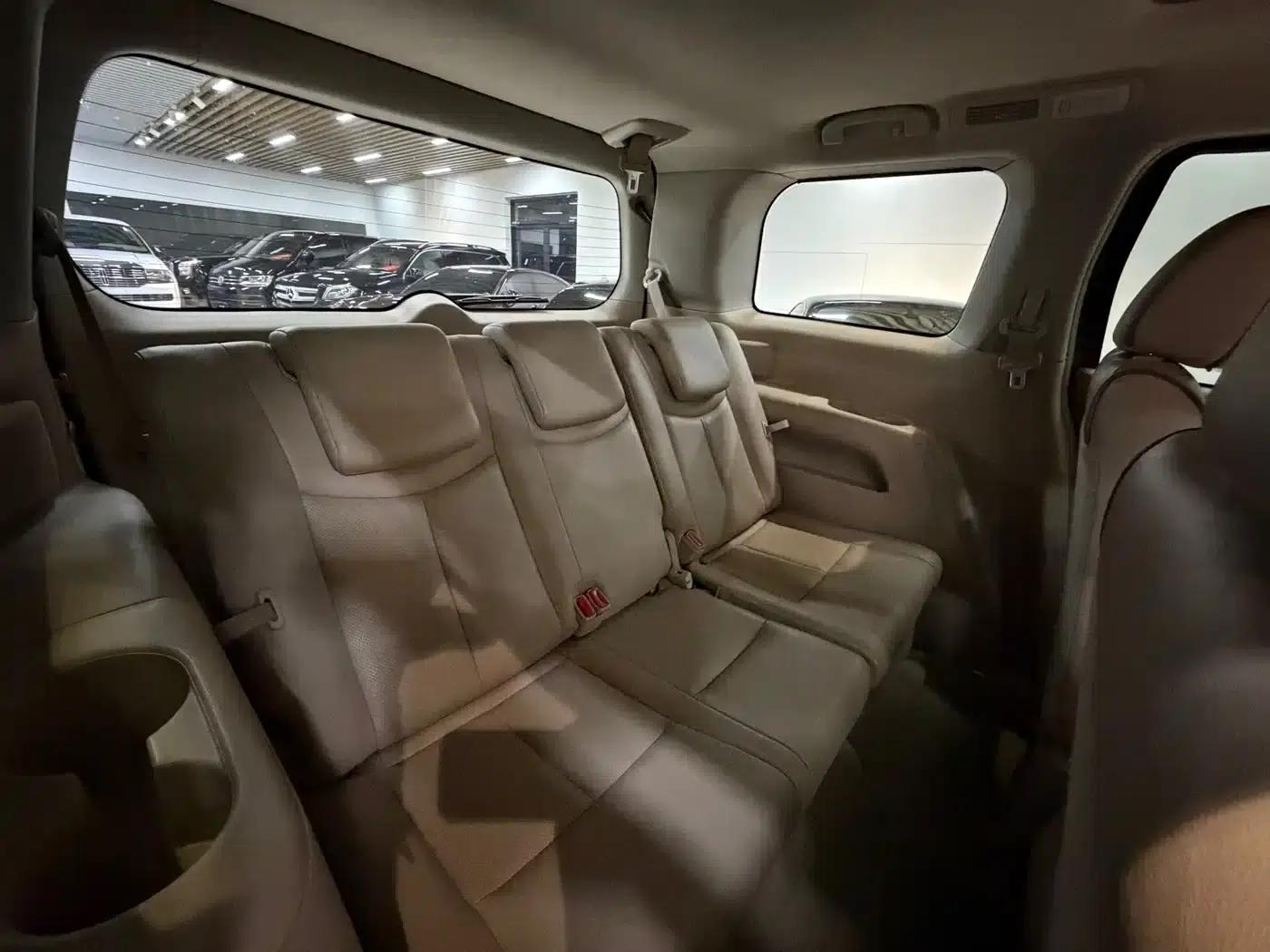 Quest 2015 3.5L SL — миниатюра 26