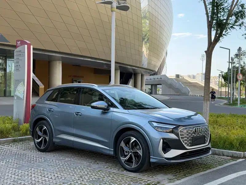 Audi Q4 e-tron 2024 Model 40 e-tron Trailblazer — миниатюра 3