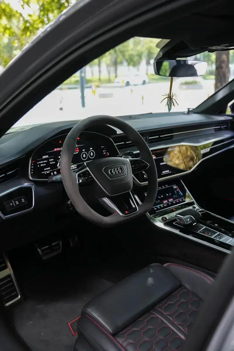 2021 Audi RS 6 RS 6 4.0T Avant — миниатюра 18