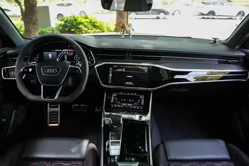 2021 Audi RS 6 RS 6 4.0T Avant — миниатюра 24