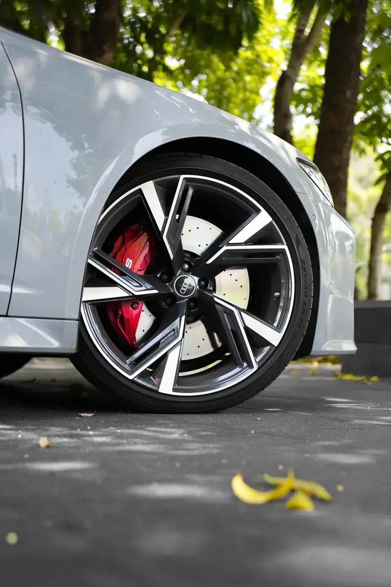 2021 Audi RS 6 RS 6 4.0T Avant — миниатюра 10