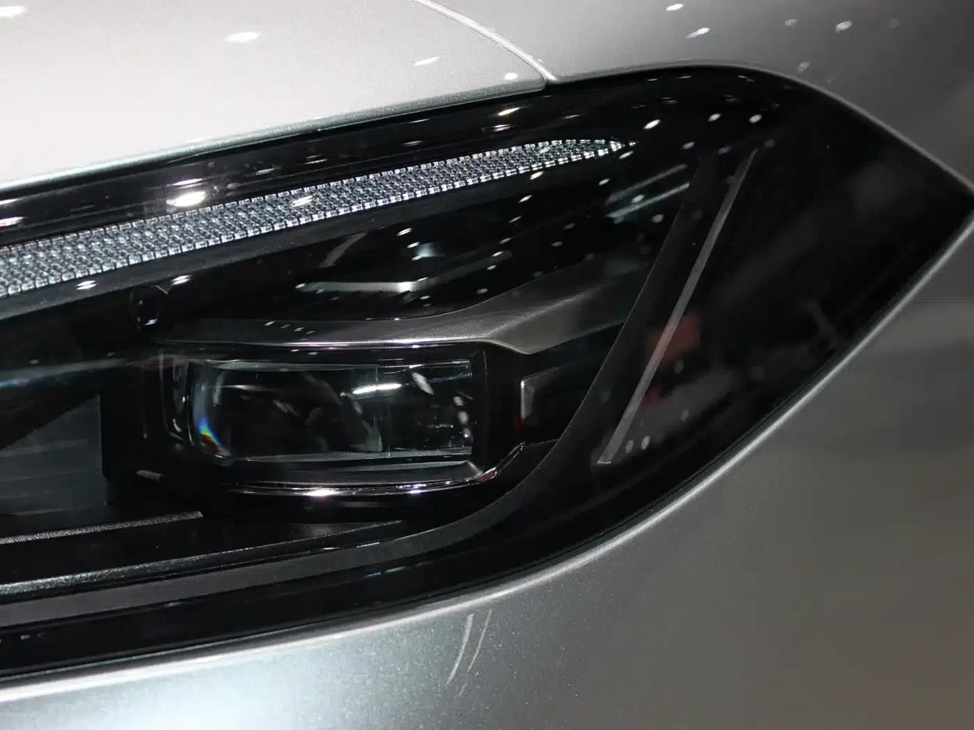Roewe D7 2025 DMH 125km World Champion Excellence Edition — миниатюра 9