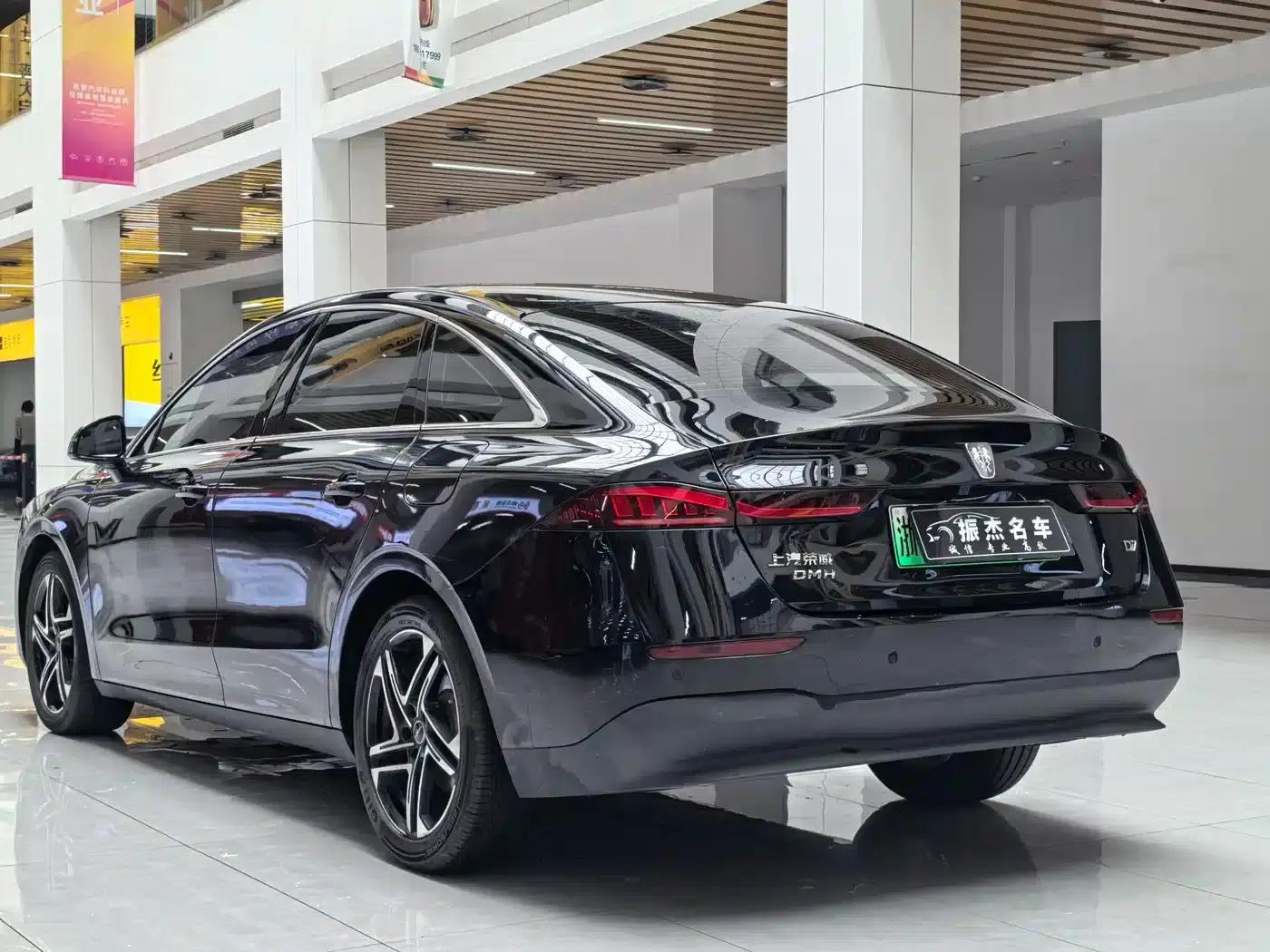 Roewe D7 2023 DMH 125km Super Edition — миниатюра 13