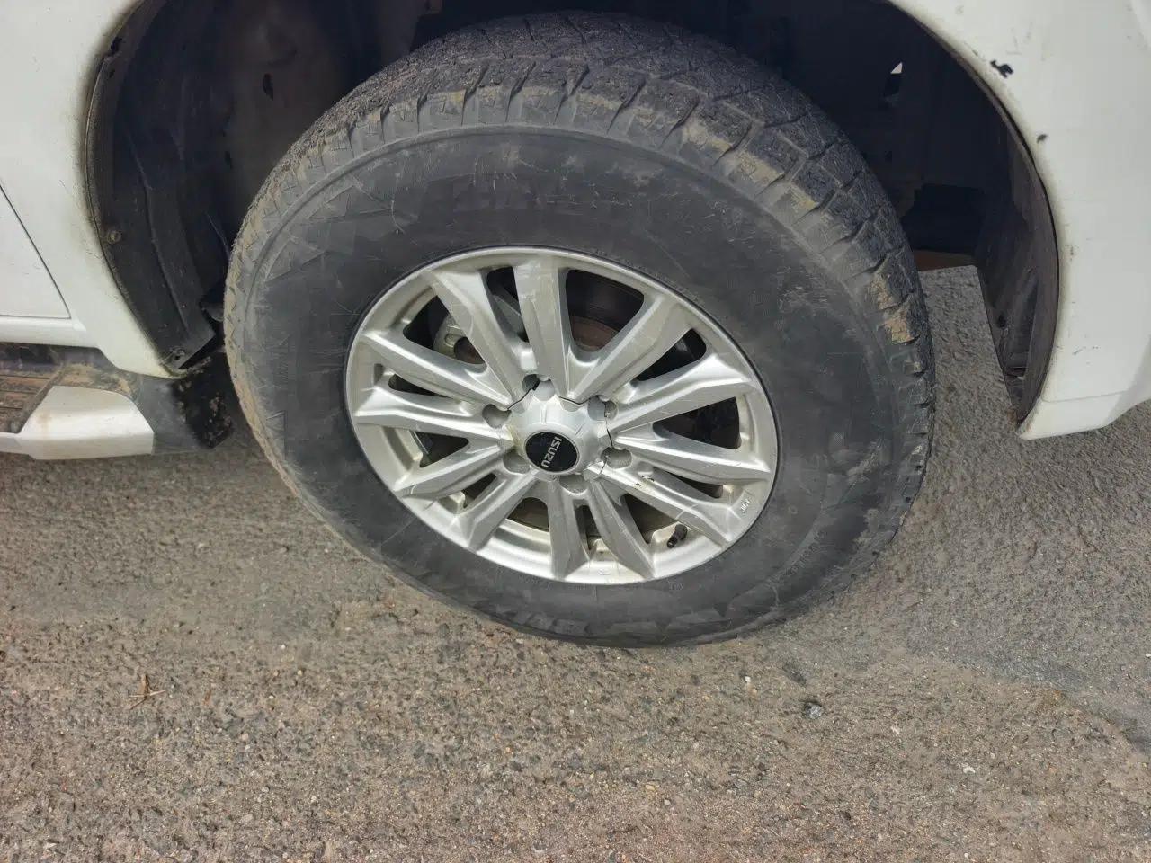 Isuzu D-MAX 2020 1.9T 4x4 Manual Comfort Version China VI Standard RZ4E Hi-Power — миниатюра 8