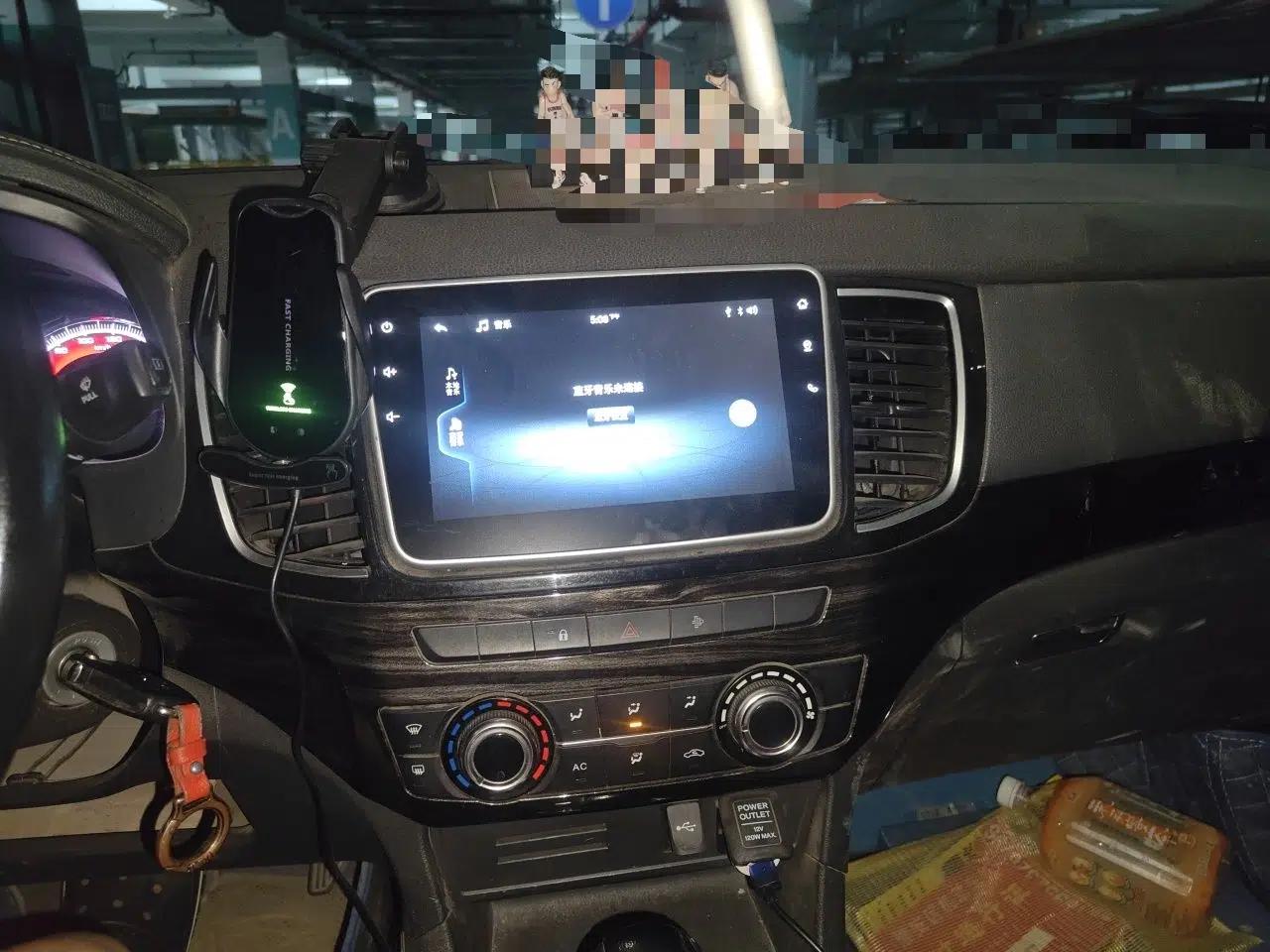 Isuzu D-MAX 2020 2.5T Two-Wheel Drive Automatic Flagship Edition China VI Standard Extended Version JE4D25Q6A — миниатюра 13