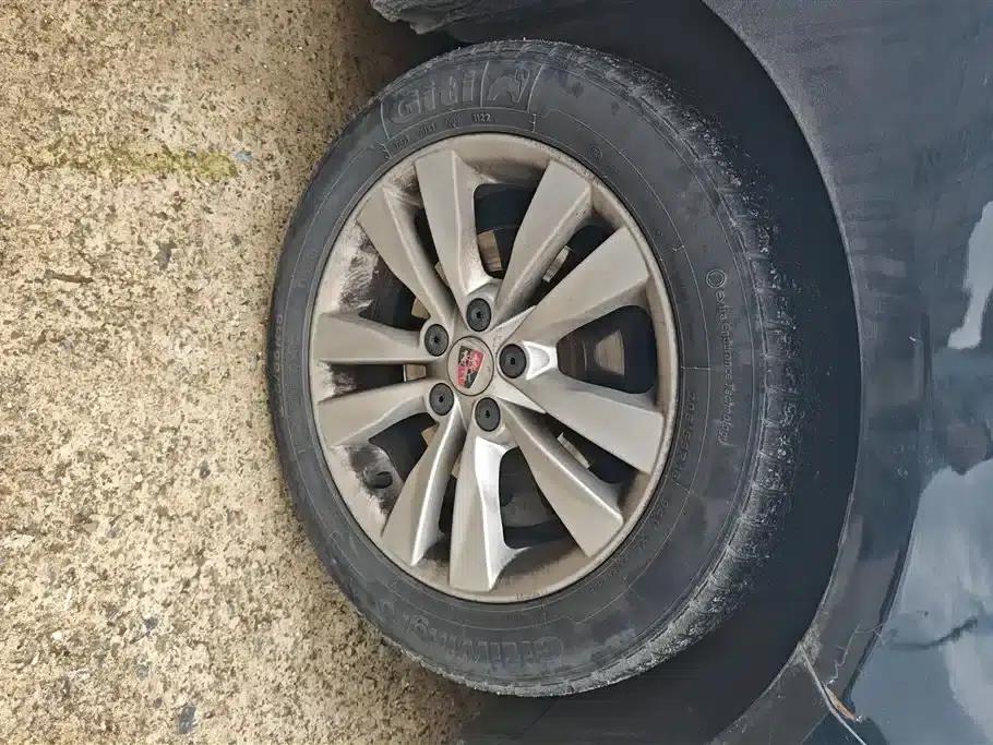 Roewe 360 2015 1.5L Automatic Deluxe Edition — миниатюра 6