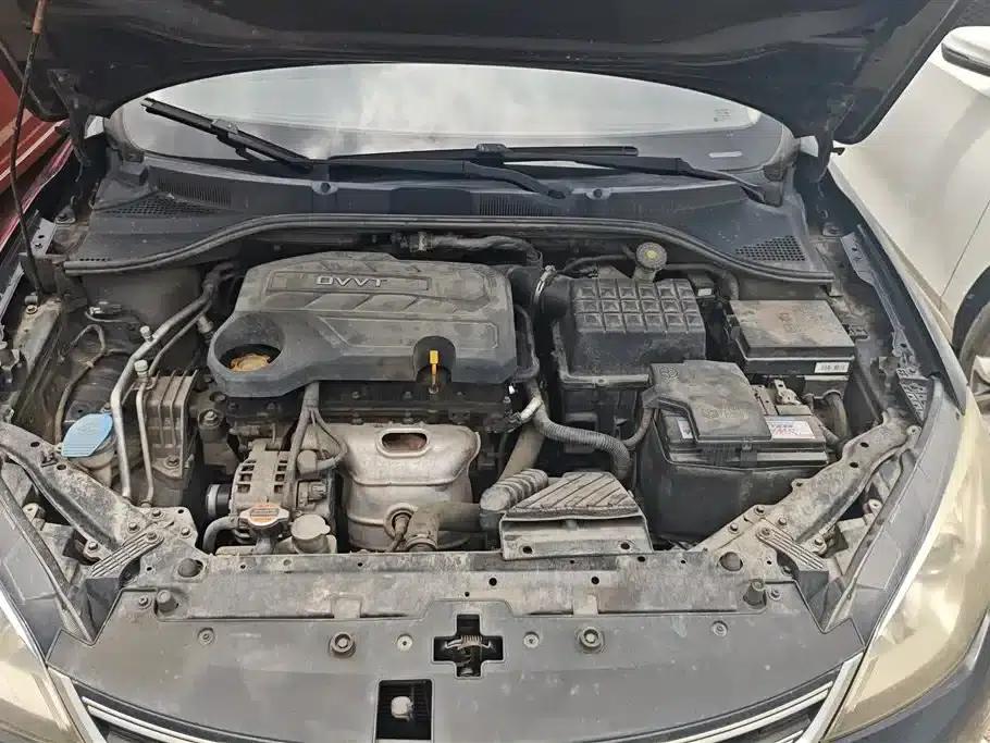 Roewe 360 2015 1.5L Automatic Deluxe Edition — миниатюра 10