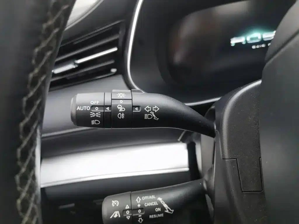 Roewe RX5 MAX 2019 400TGI Automatic Intelligent Cockpit Flagship Edition — миниатюра 21