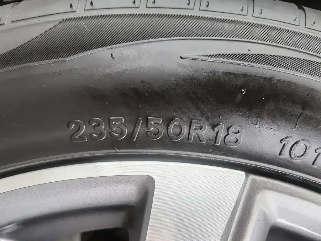 Roewe RX5 MAX 2019 400TGI Automatic Intelligent Cockpit Flagship Edition — миниатюра 24