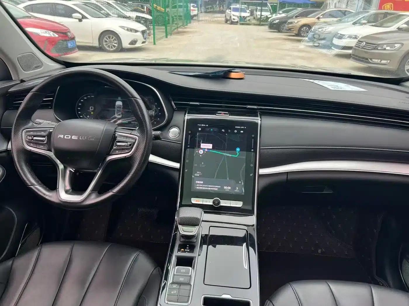 Roewe RX5 MAX 2019 300TGI Automatic Intelligent Cockpit Luxury Edition — миниатюра 7