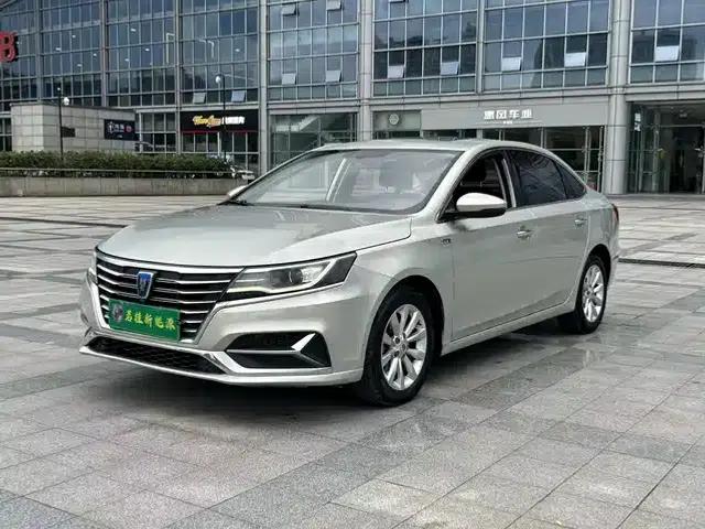 Roewe i6 New Energy 2017 45T Hybrid Connected Smart Edition