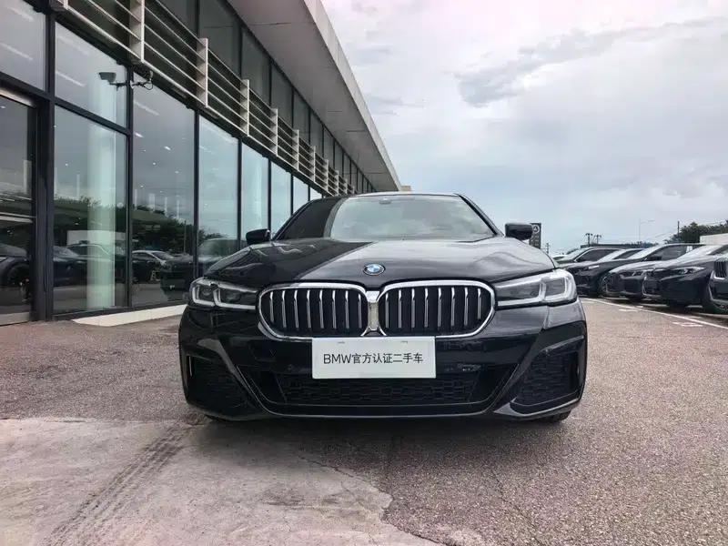 2023 BMW 5 Series 530Li Leading Edition M Sport Package — миниатюра 2