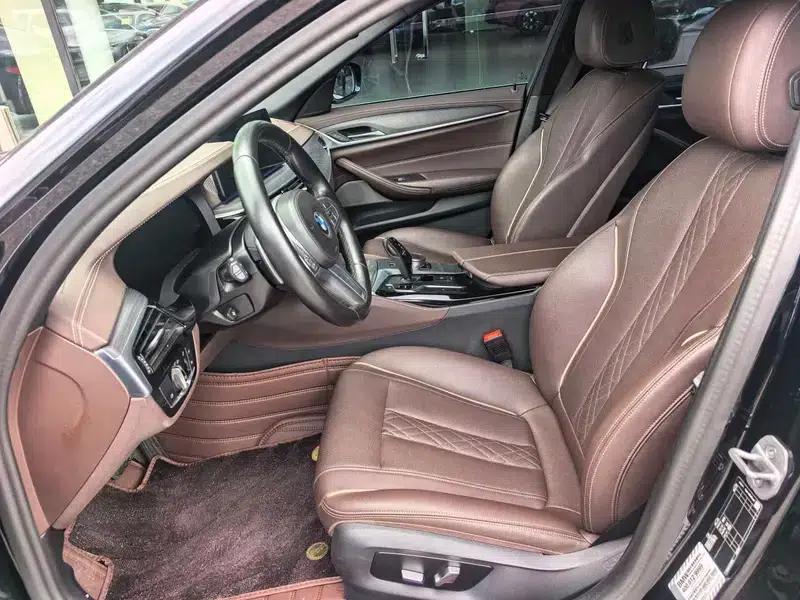 2023 BMW 5 Series 530Li Leading Edition M Sport Package — миниатюра 9