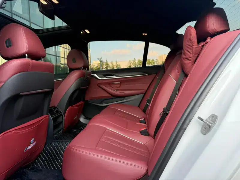 2021 BMW 5 Series 530Li Leading Edition M Sport Package — миниатюра 23