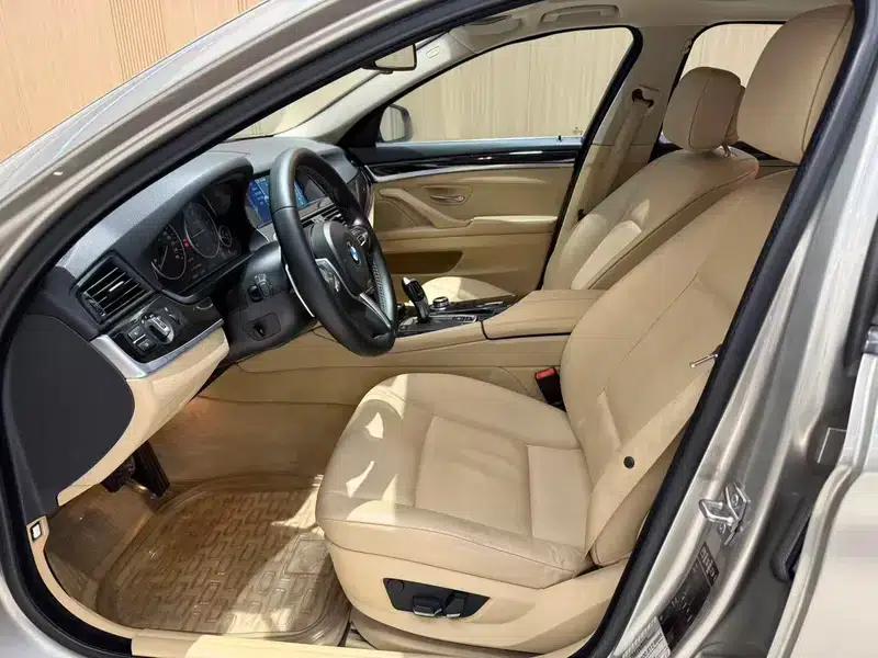 BMW 5 Series 2011 523Li Luxury — миниатюра 9