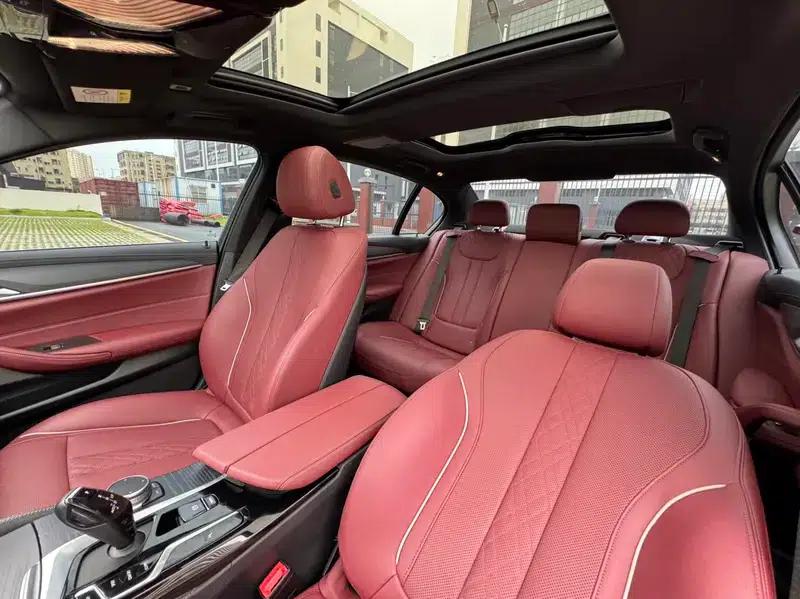2021 BMW 5 Series 530Li Leading Edition M Sport Package — миниатюра 22