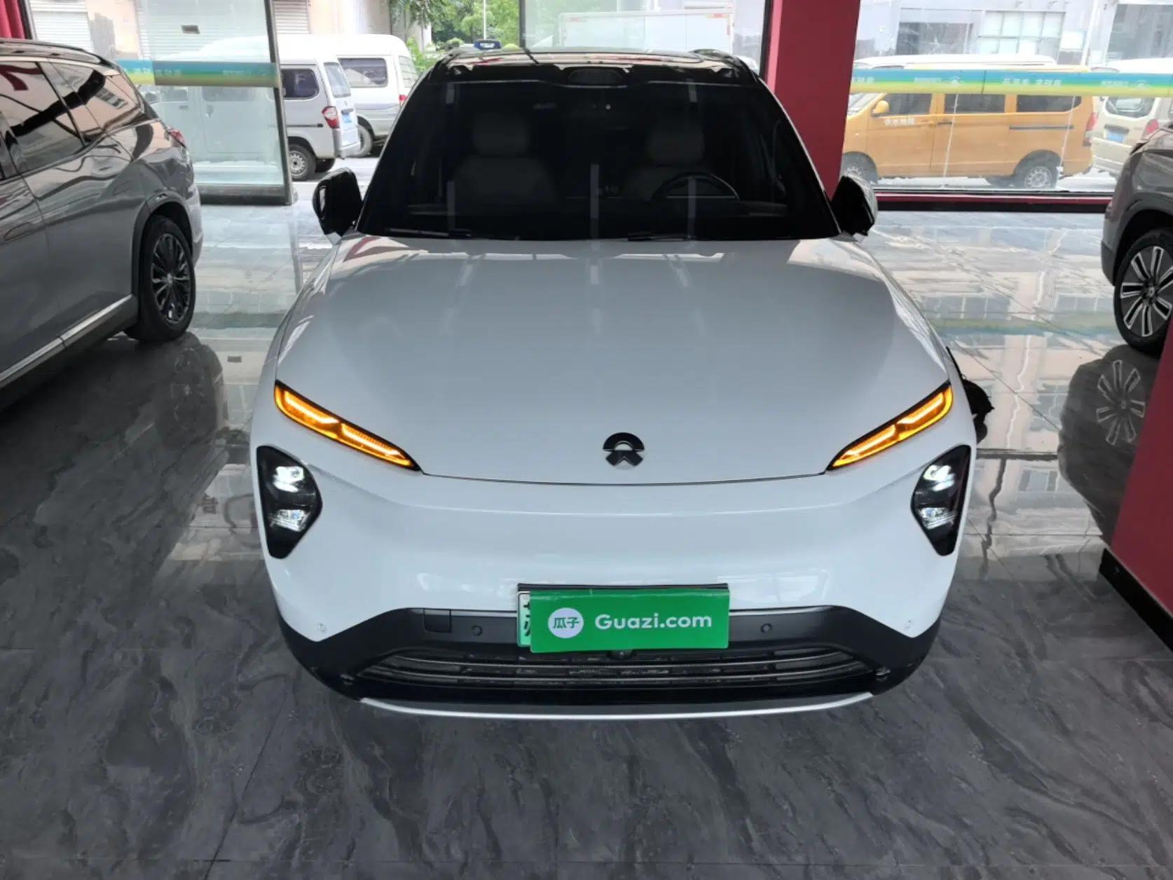 Nio ES7 2022 100kWh First Edition — миниатюра 2