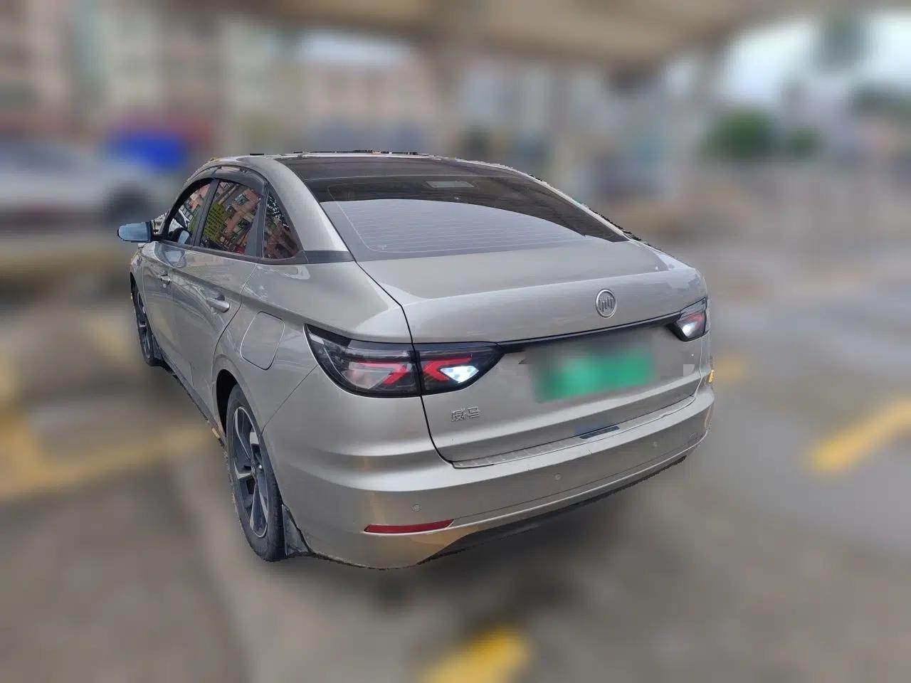 WM Motor E.5 2021 500 Smart Journey — миниатюра 4