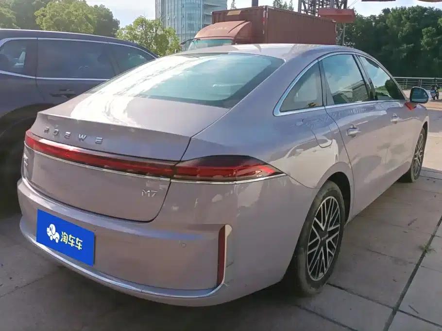 Roewe M7 DMH 2025 160km Enjoy Edition — миниатюра 3
