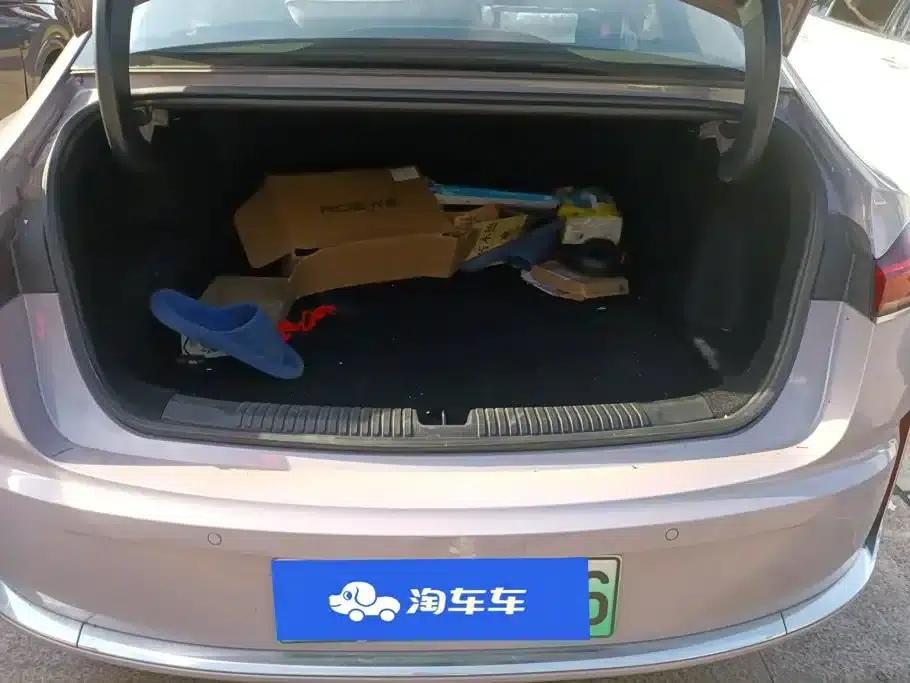 Roewe M7 DMH 2025 160km Enjoy Edition — миниатюра 4