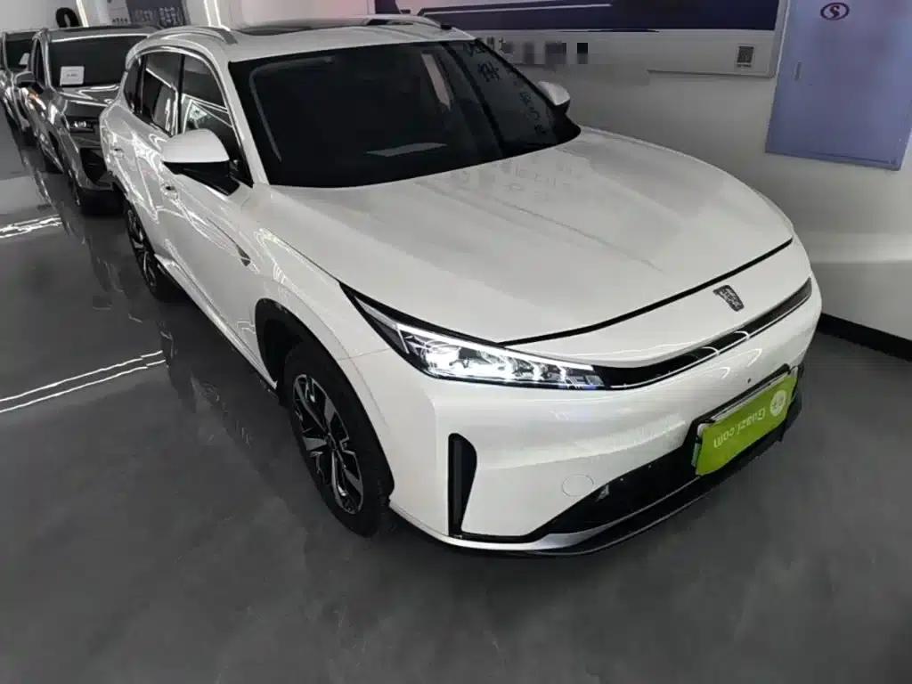 Roewe D5X DMH 2024 135 Flagship Edition — миниатюра 4