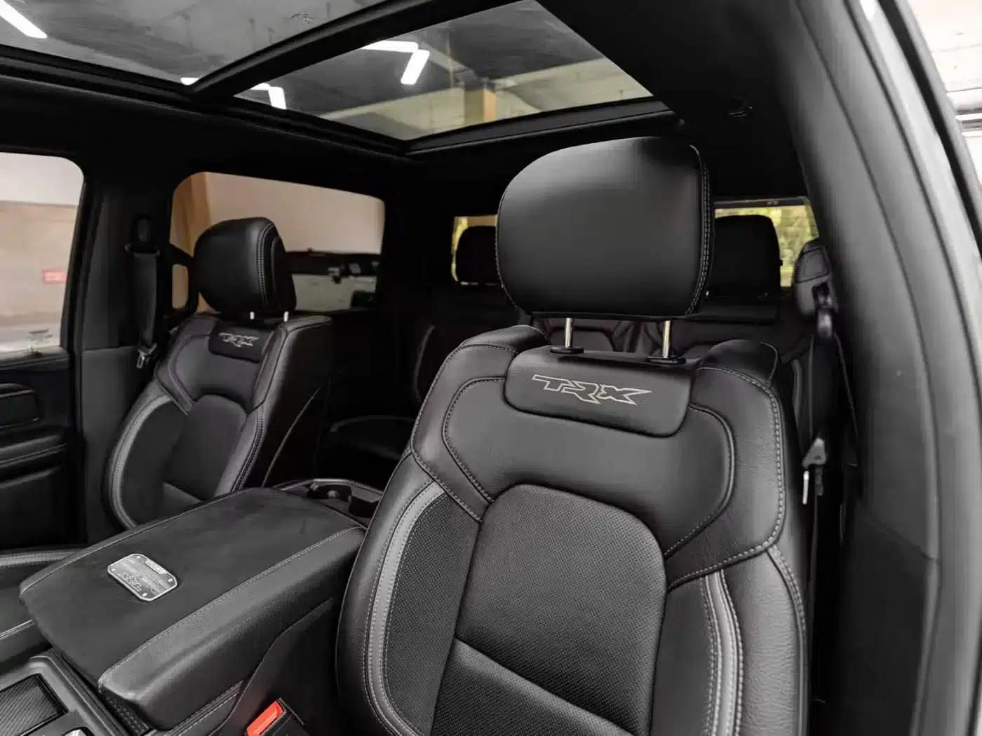 RAM Trucks Tyrannosaurus Rex 2022 6.2T US Spec — миниатюра 7