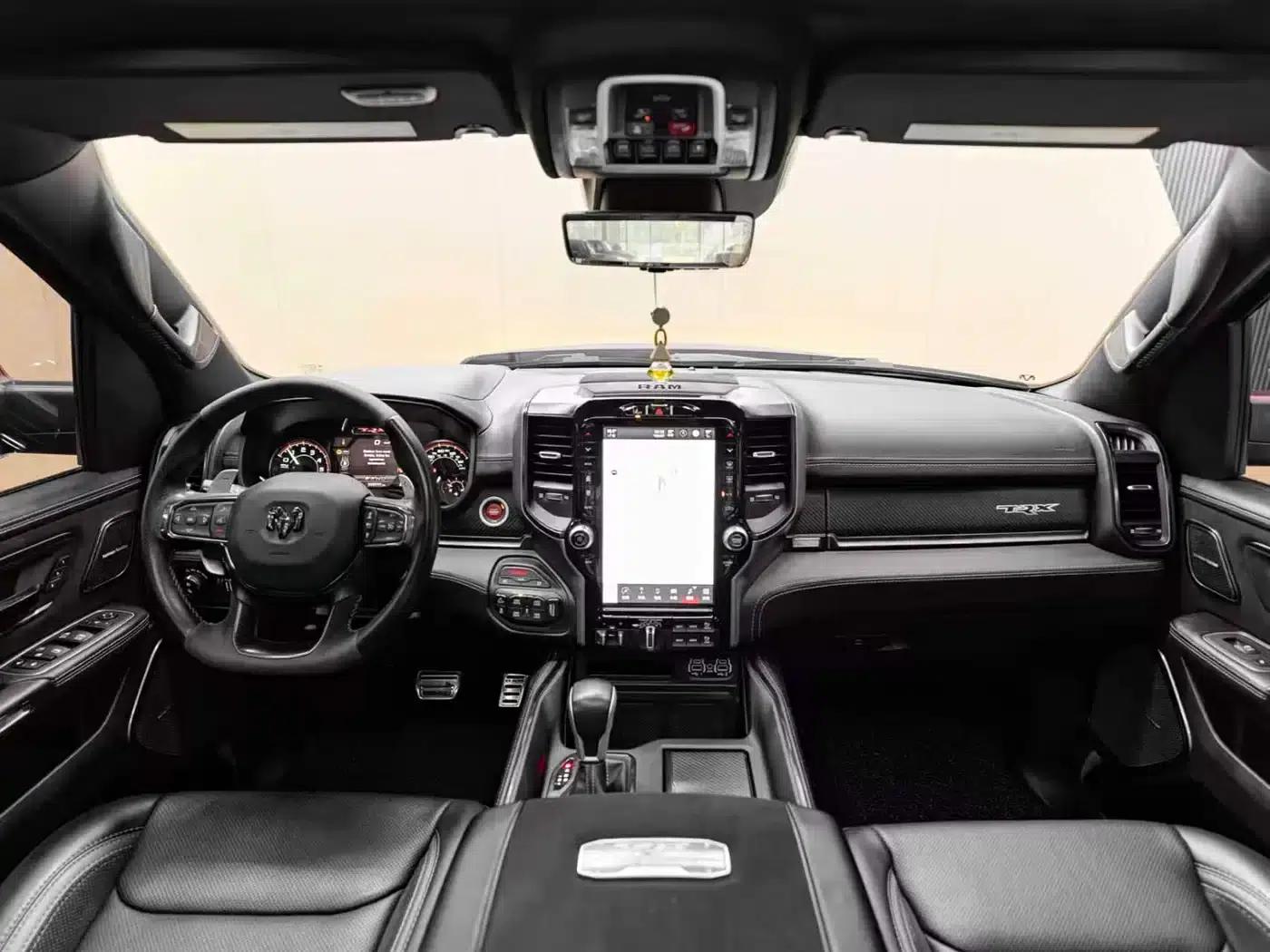 RAM Trucks Tyrannosaurus Rex 2022 6.2T US Spec — миниатюра 10