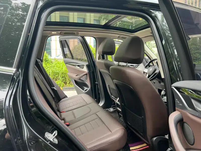 BMW X3 2020 xDrive25i Luxury Package — миниатюра 7