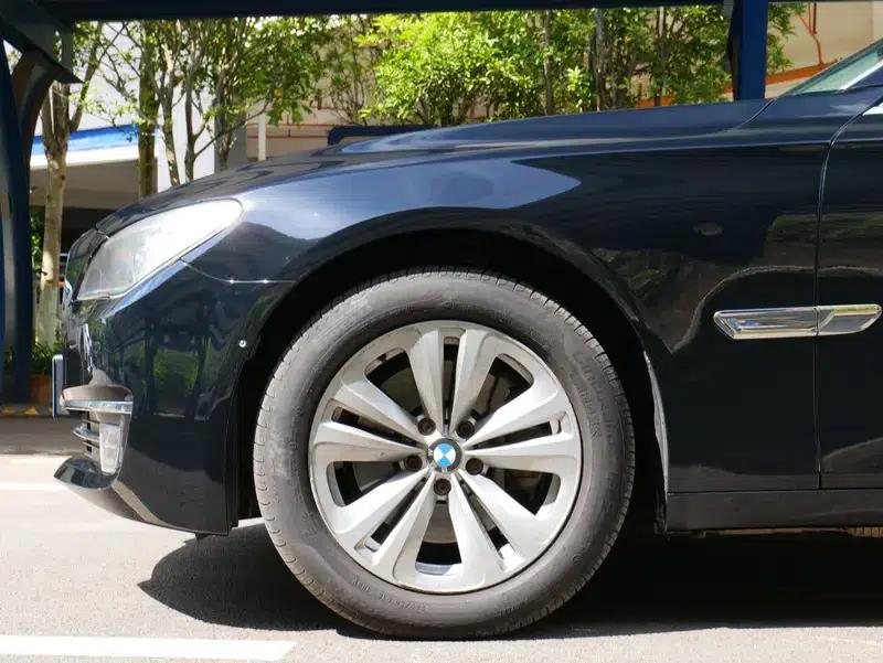 BMW 7 Series 2013 730Li Leading Edition — миниатюра 12